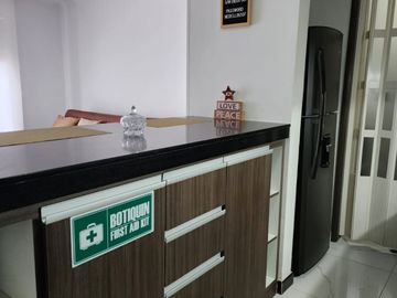 Vendo aparta estudio en Medellín (San Diego)