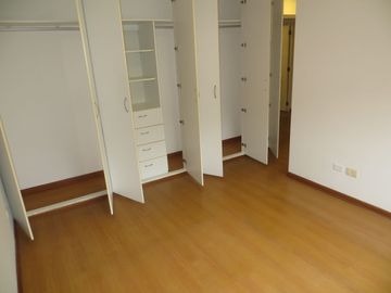 VENTA DPTO EN MIRAFLORES: 109 M2, 3 HABIT, 2 BAÑ, 1 ESTAC, $ 218,000