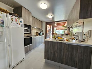 Casa en venta 3D Y 3 B en Piedra Roja Chicureo piscina y quincho
