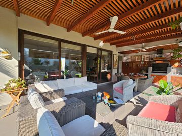 Casa en venta 3D Y 3 B en Piedra Roja Chicureo piscina y quincho