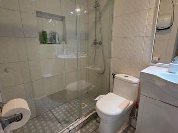 Se vende hermosa casa en Villa del Rey, Valdivia