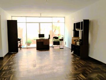 Oportunidad en venta casa en Av. principal, Maranga - San Miguel