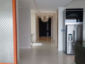 CASAS EN VENTA BOSQUE REAL VISTA A LAGOS Y A CLUB DE GOLF