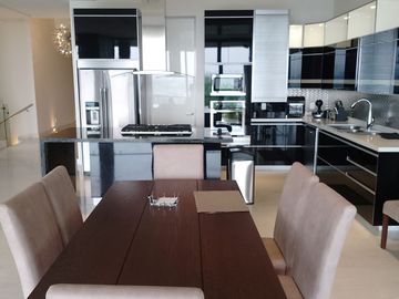 CASAS EN VENTA BOSQUE REAL VISTA A LAGOS Y A CLUB DE GOLF