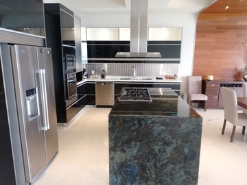 CASAS EN VENTA BOSQUE REAL VISTA A LAGOS Y A CLUB DE GOLF