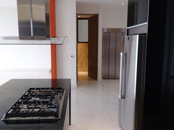 CASAS EN VENTA BOSQUE REAL VISTA A LAGOS Y A CLUB DE GOLF