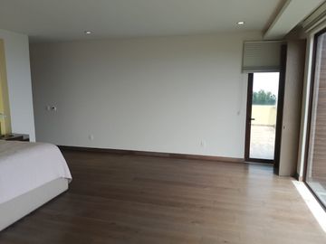 CASAS EN VENTA BOSQUE REAL VISTA A LAGOS Y A CLUB DE GOLF