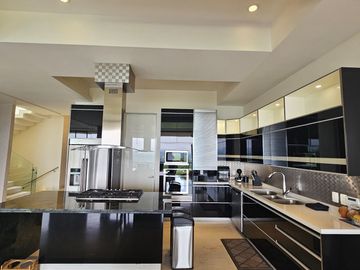 CASAS EN VENTA BOSQUE REAL VISTA A LAGOS Y A CLUB DE GOLF