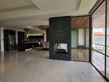 CASAS EN VENTA BOSQUE REAL VISTA A LAGOS Y A CLUB DE GOLF
