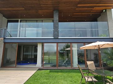CASAS EN VENTA BOSQUE REAL VISTA A LAGOS Y A CLUB DE GOLF
