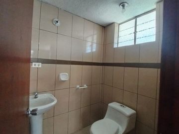 VENTA CASA FAMILIAR / KENNEDY - DAMMER 1