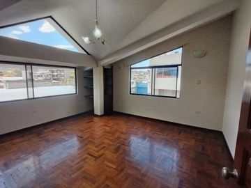 VENTA CASA FAMILIAR / KENNEDY - DAMMER 1