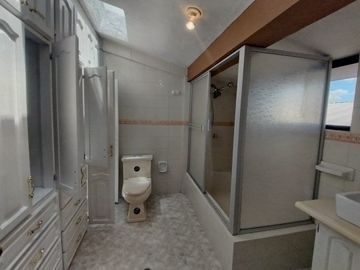 VENTA CASA FAMILIAR / KENNEDY - DAMMER 1