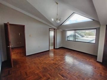 VENTA CASA FAMILIAR / KENNEDY - DAMMER 1