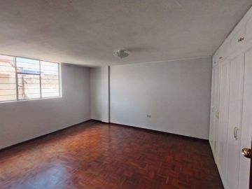 VENTA CASA FAMILIAR / KENNEDY - DAMMER 1