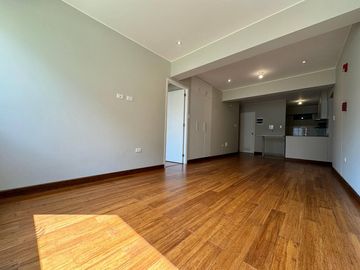 Venta de Departamento Estreno en Surquillo Barrio Médico Límite con Miraflores