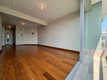 Venta de Departamento Estreno en Surquillo Barrio Médico Límite con Miraflores