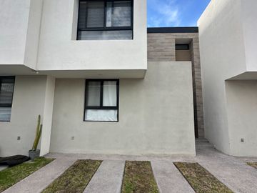 Casa en Venta Modelo Castaña en Puerta Natura Coto 12, Villa de Pozos, San Luis Potosí