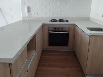 Impecable departamento en venta en Linsidro con opción de cochera + deposito