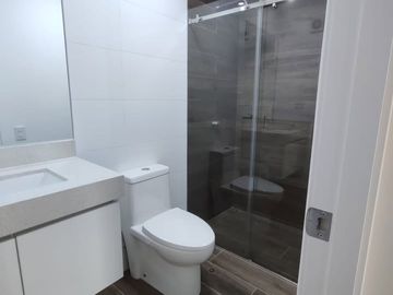 Impecable departamento en venta en Linsidro con opción de cochera + deposito