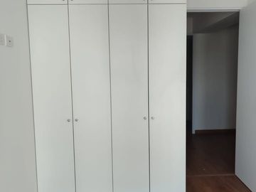 Impecable departamento en venta en Linsidro con opción de cochera + deposito