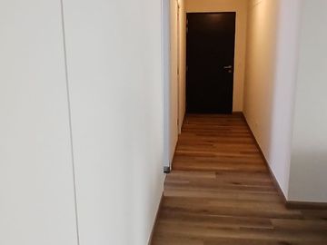 Se vende departamento de estreno con cochera en Magdalena Límite con San Isidro