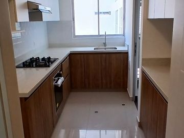 Se vende departamento de estreno con cochera en Magdalena Límite con San Isidro