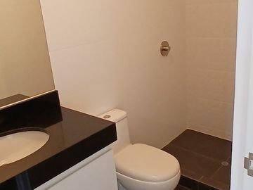 Se vende departamento de estreno con cochera en Magdalena Límite con San Isidro