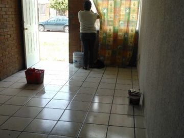 VENDO BONITA CASA FRACC VILLAS DE SAN JUAN $970,000.00 TERRENO DE 8 METROS X 17 METROS