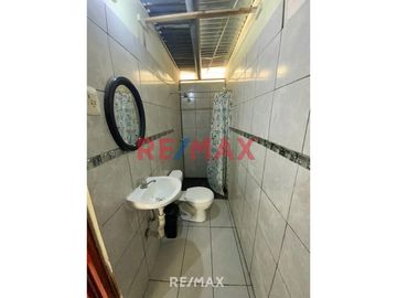EN VENTA DE CASA CERCA DE COLEGIO BONIFAZ EN EL RIMAC