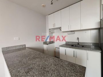 SE VENDE DEPARTAMENTO CERCA DE AV. ARICA EN BREÑA