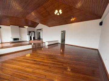 CASA COMERCIAL EN VENTA SECTOR EL BATÁN