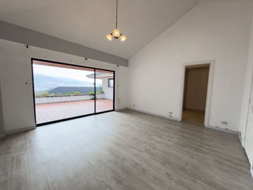 CASA COMERCIAL EN VENTA SECTOR EL BATÁN