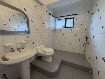 CASA COMERCIAL EN VENTA SECTOR EL BATÁN