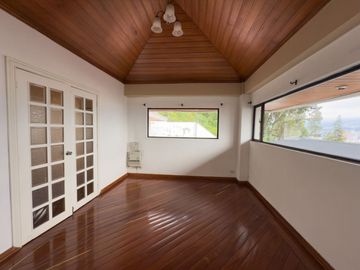 CASA COMERCIAL EN VENTA SECTOR EL BATÁN