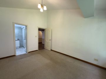CASA COMERCIAL EN VENTA SECTOR EL BATÁN