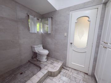 CASA COMERCIAL EN VENTA SECTOR EL BATÁN