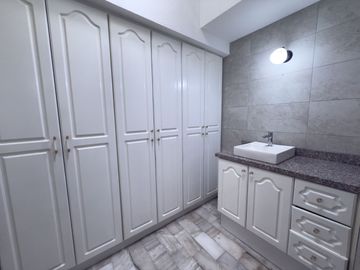 CASA COMERCIAL EN VENTA SECTOR EL BATÁN