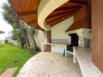 CASA COMERCIAL EN VENTA SECTOR EL BATÁN