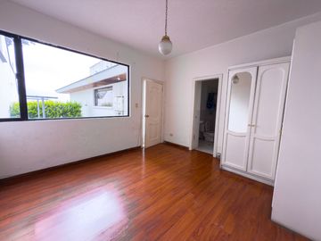 CASA COMERCIAL EN VENTA SECTOR EL BATÁN