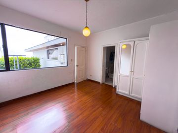 CASA COMERCIAL EN VENTA SECTOR EL BATÁN