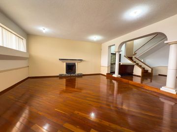 CASA COMERCIAL EN VENTA SECTOR EL BATÁN