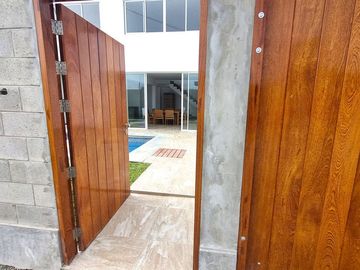 VENTA de CASA en PLAYA LOS PULPOS - de ESTRENO