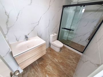 VENTA de CASA en PLAYA LOS PULPOS - de ESTRENO