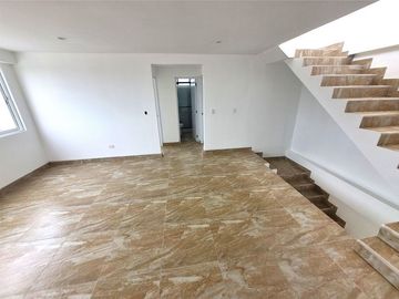 VENTA de CASA en PLAYA LOS PULPOS - de ESTRENO