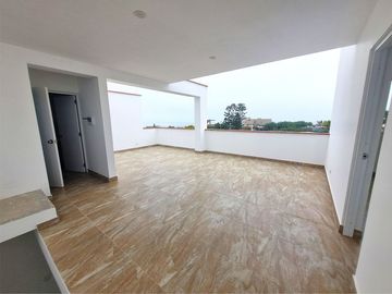 VENTA de CASA en PLAYA LOS PULPOS - de ESTRENO