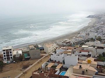 VENTA de CASA en PLAYA LOS PULPOS - de ESTRENO