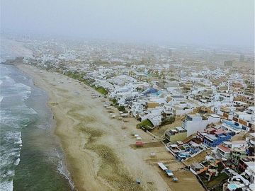 VENTA de CASA en PLAYA LOS PULPOS - de ESTRENO