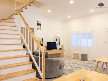 Great Promotion, Tons of Freebies! Brand-New Minimal Style Townhome for Sale – Ar-Lek Home Project, Nong Pak Long