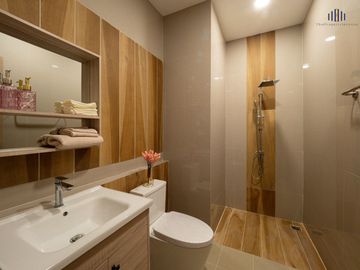Great Promotion, Tons of Freebies! Brand-New Minimal Style Townhome for Sale – Ar-Lek Home Project, Nong Pak Long